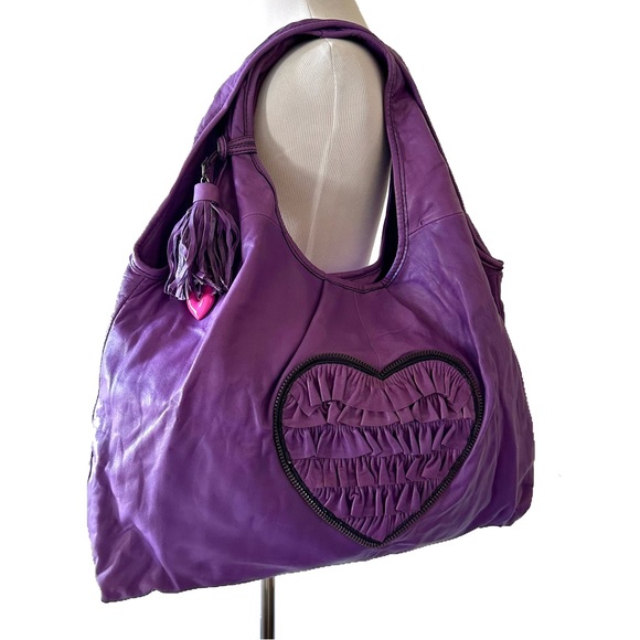 Betsey Johnson Ruffled Heart Large Hobo Leather Bag - Picture 2 of 9